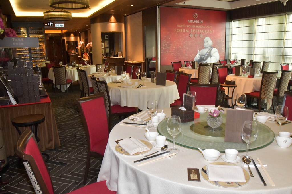 杨贯一创办的富临饭店有富豪饭堂之称。徐裕民摄