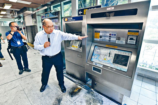 李家润表示，大学站损毁程度极之严重，需要深层次复修。