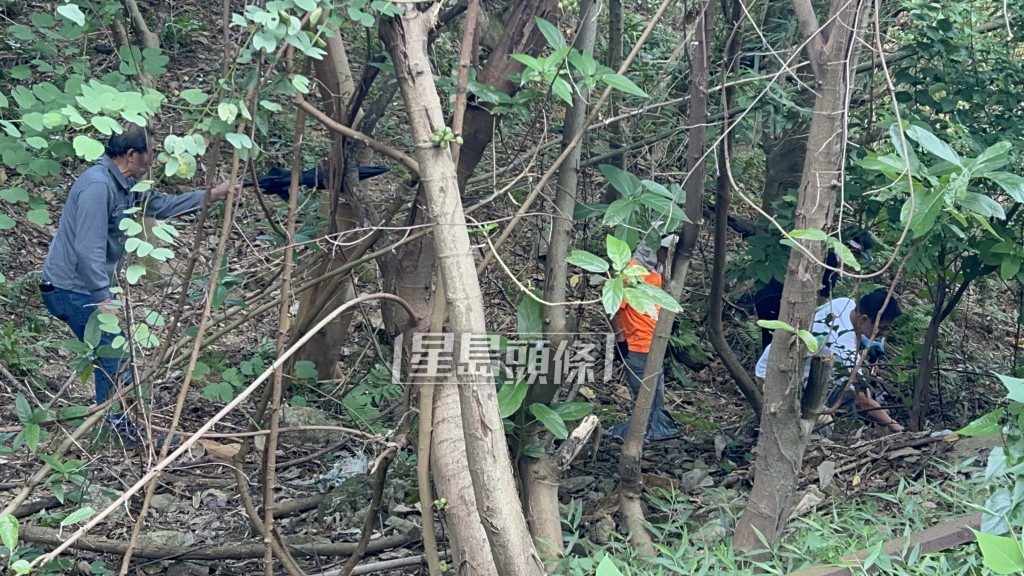 至下午搜索行動仍然繼續。