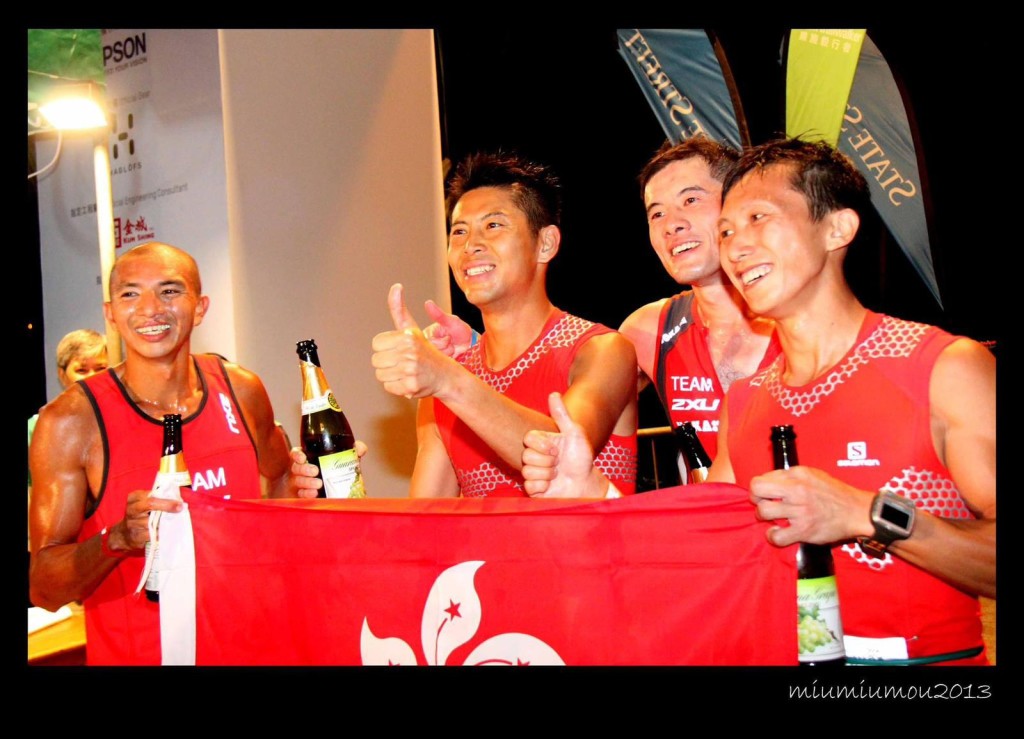 2015年羅楚健的隊伍勇奪香港毅行者總冠軍，還打破紀錄，在12小時內完成賽事，為華人隊伍最佳成績。(受訪者提供)