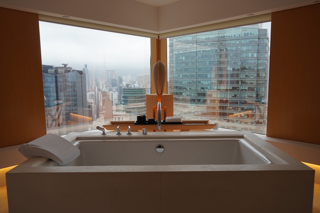 KKDay于明晚10时推出The Upper House奕居低至3折优惠。