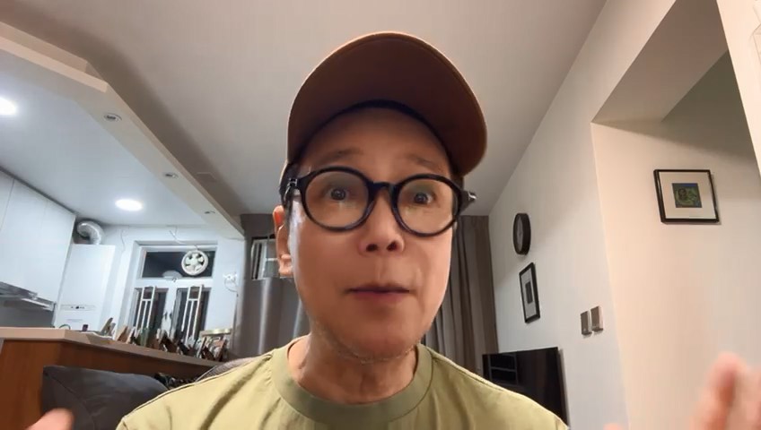 賈思樂想找幫助他的的士司機。 賈思樂想找幫助他的的士司機。
