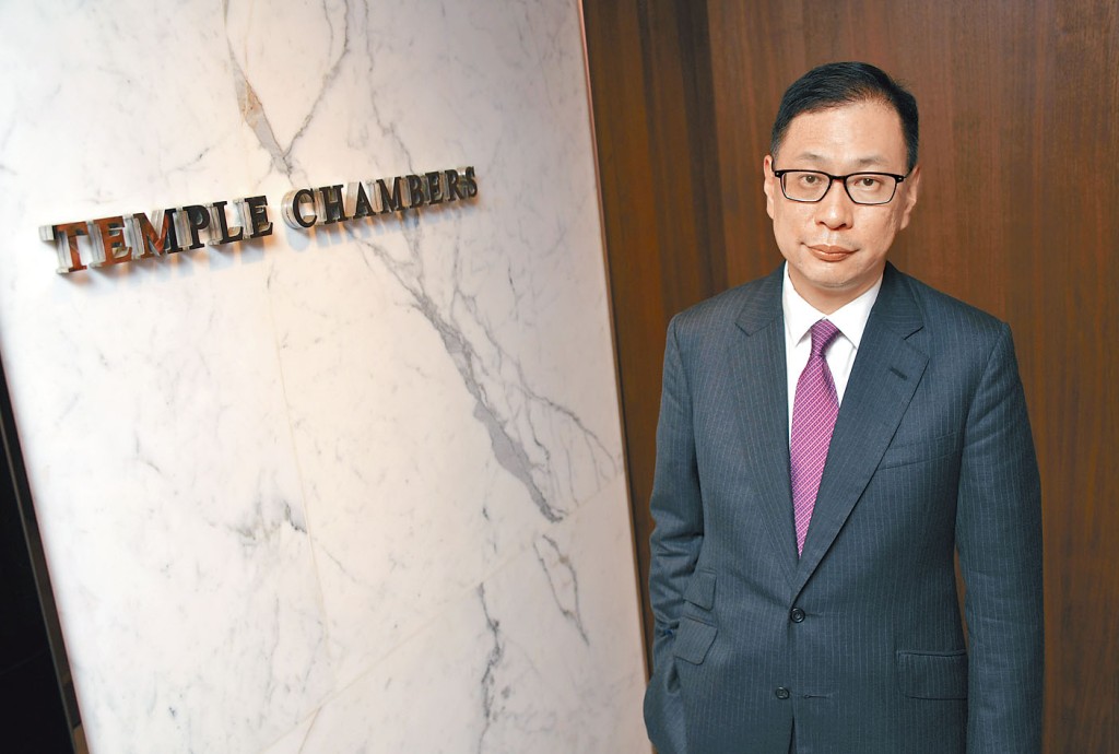 大律師公會主席杜淦堃表示,維護國家安全的重要性不容置疑,公會不評論個別個案,會按程序從速嚴肅處理。