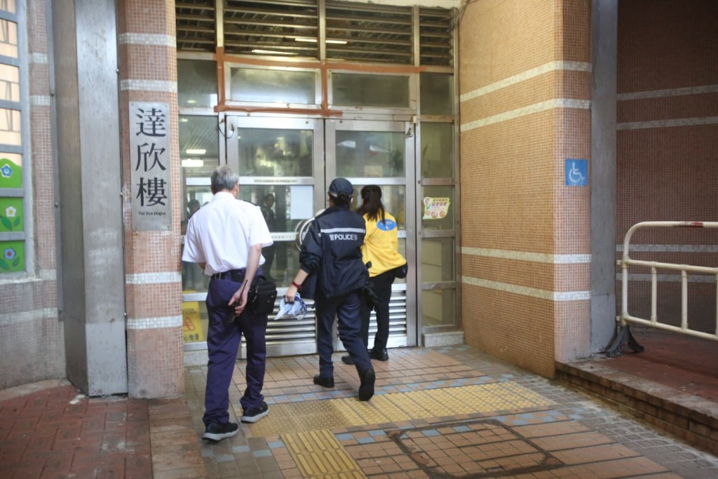 警方到场调查。