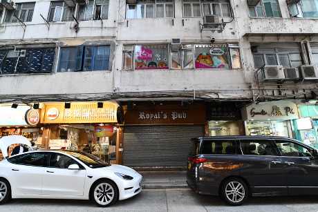 早前由酒吧承租的銅鑼灣景隆街鋪以每呎約118元租出，較租金下跌約兩成。