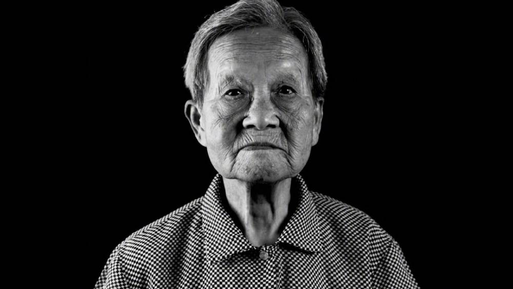 南京大屠殺倖存者關舜華逝世，享壽101歲。
