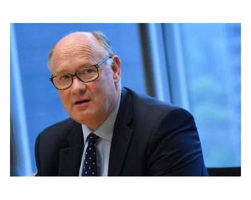 滙控主席范智廉。