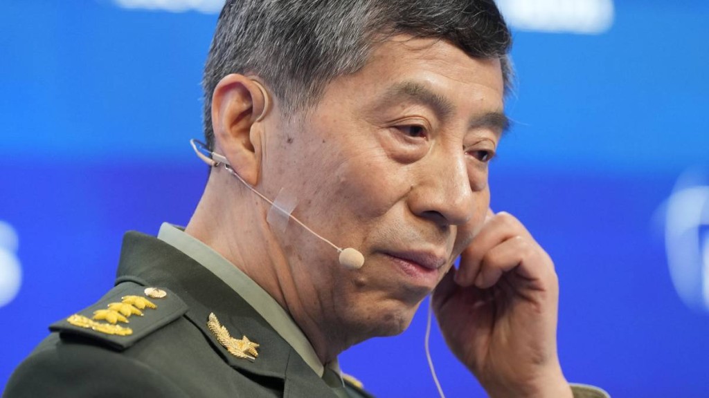 全国人大常委已免去国防部长李尚福职务。