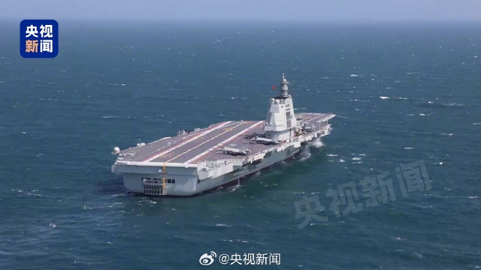 福建艦入列後完成首次海上實兵訓練。央視