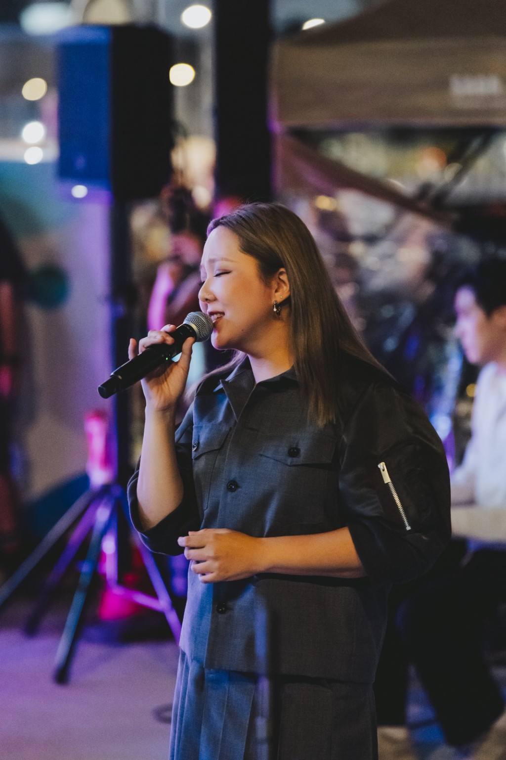 衛蘭玩busking，粉絲勁讚：「如置身夢境！」
