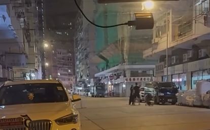 男女繼續口角。fb車cam L（香港群組）影片截圖