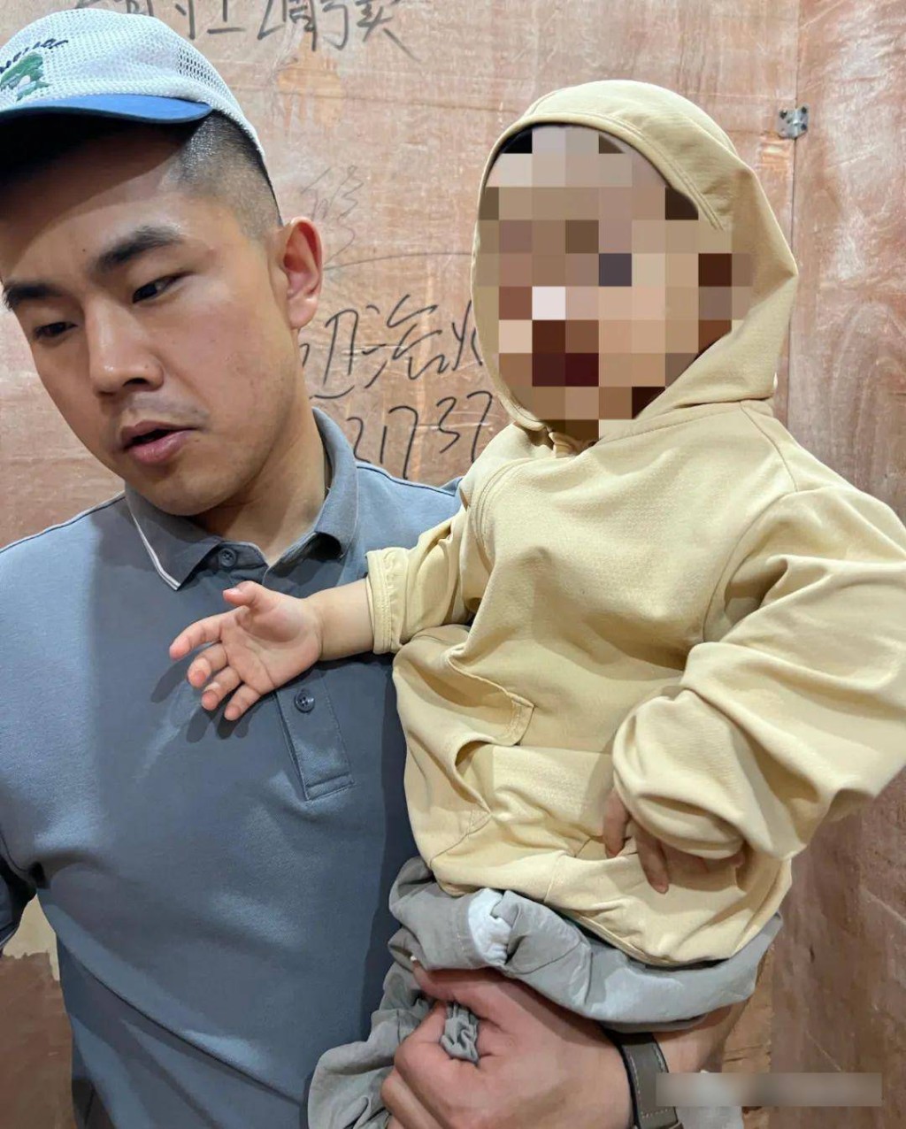 刘铭瑶与金昊育有一子。