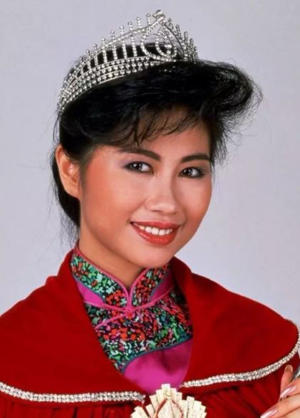 杨宝玲是1987年香港小姐冠军。