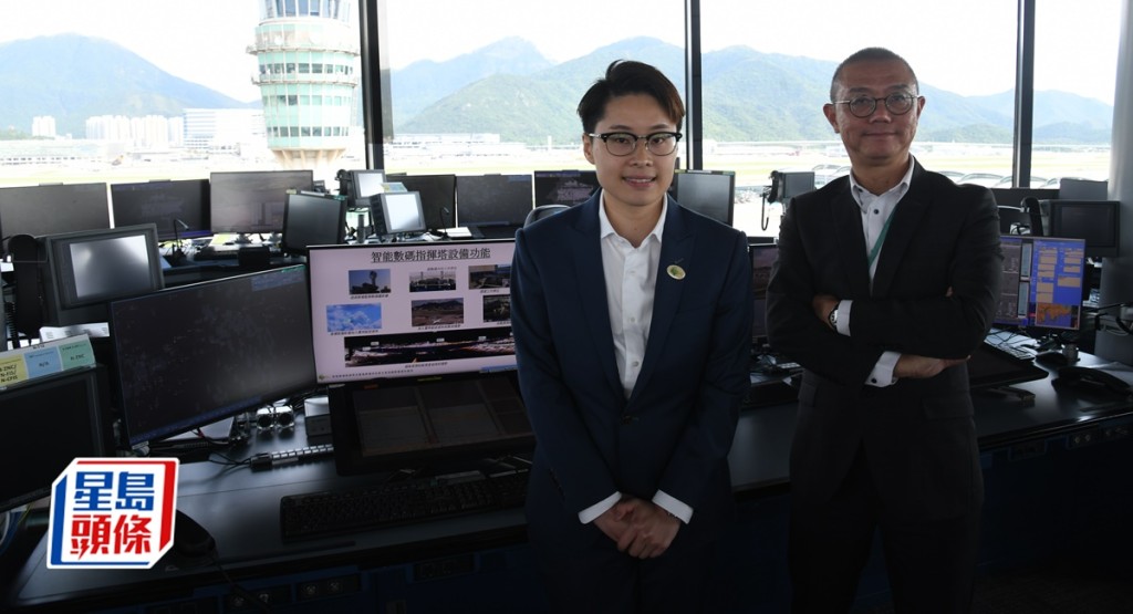 機管局及民航署介紹運行近一年的數碼停機坪管理系統,指系統運行準確無出現偏差。何健勇攝
