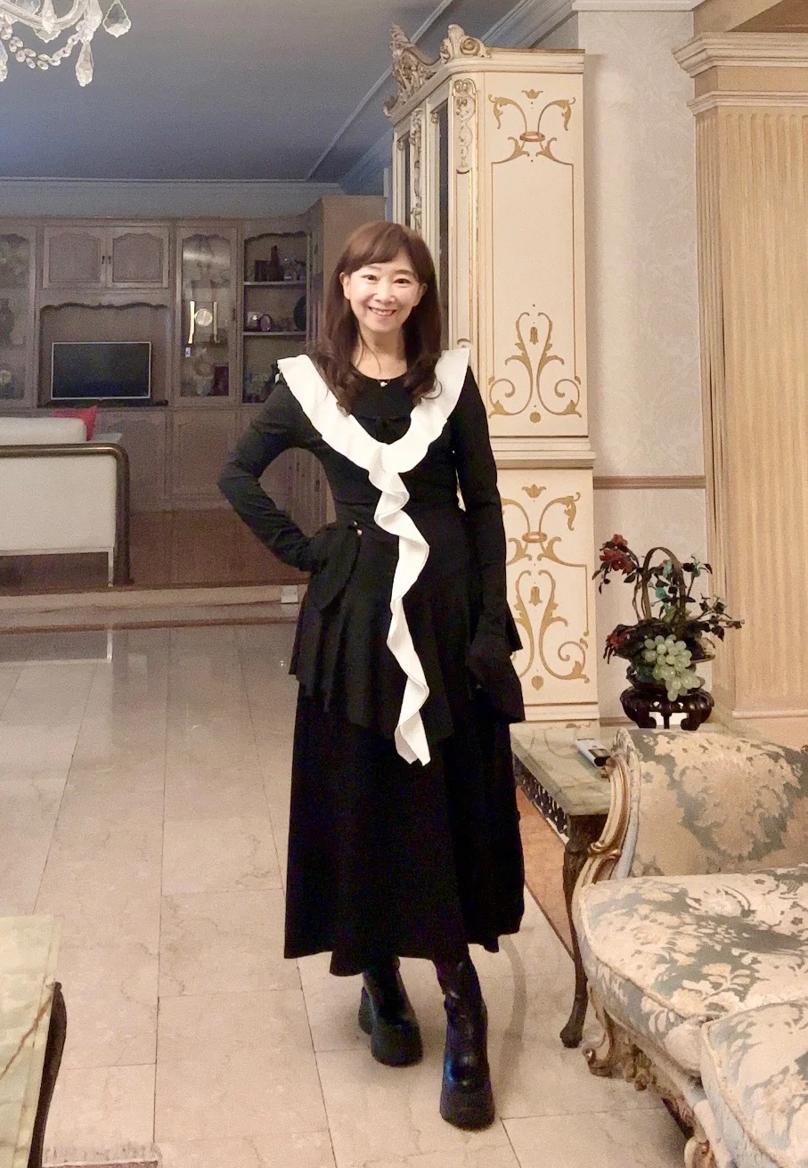 豪宅客廳寬敞,環境舒適,令人心曠神怡。 豪宅客廳寬敞,環境舒適,令人心曠神怡。