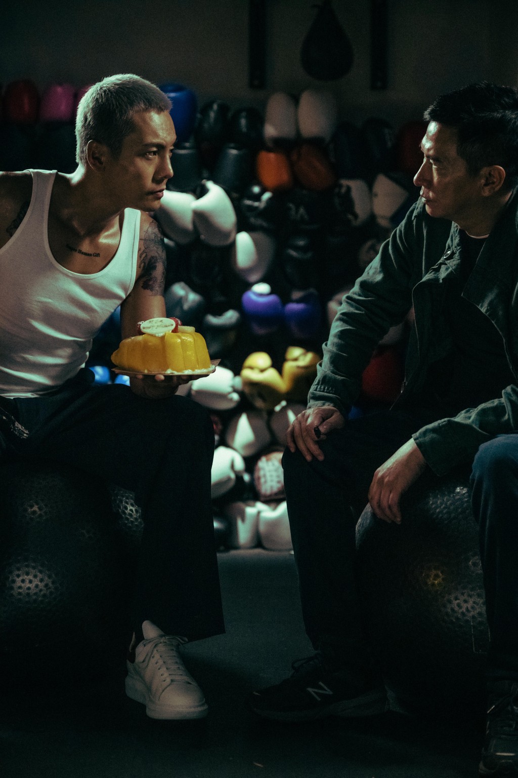 家辉跟陈伟霆首次合作，戏中的兄弟情相当感人。