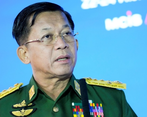 敏昂莱指正准备和东盟特使合作。REUTERS 