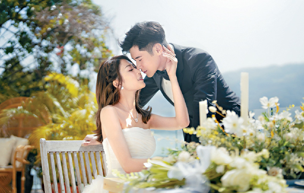 ■陳家樂與Shiga的婚紗照好有美感。 ■陳家樂與Shiga的婚紗照好有美感。