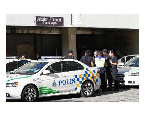 馬來西亞警方表示，今日會剖験死者遺體，以確定其死因。AP