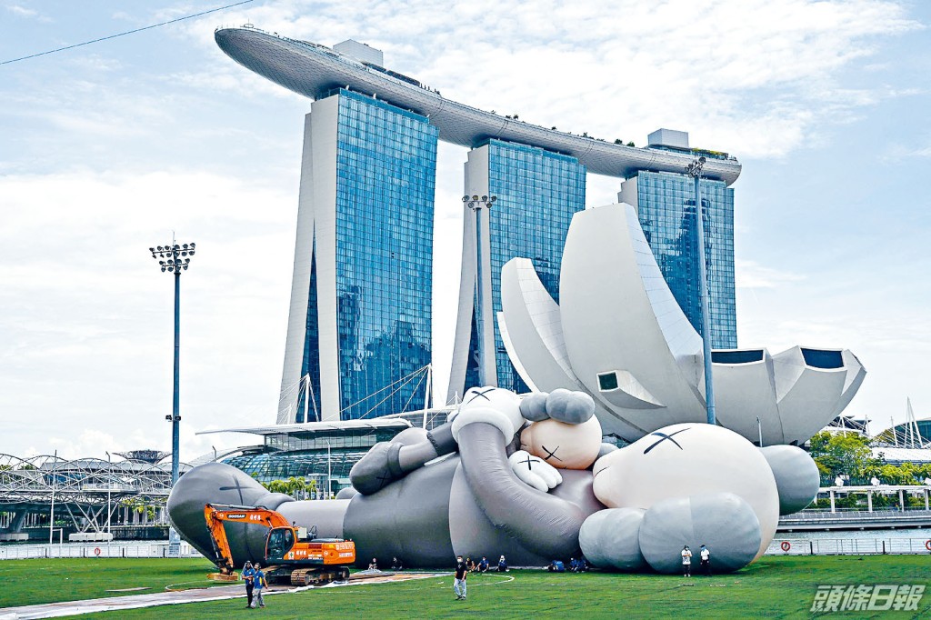 新加坡也是港人热门旅行地点，而新加坡旅客亦更留意旅费的支出数目