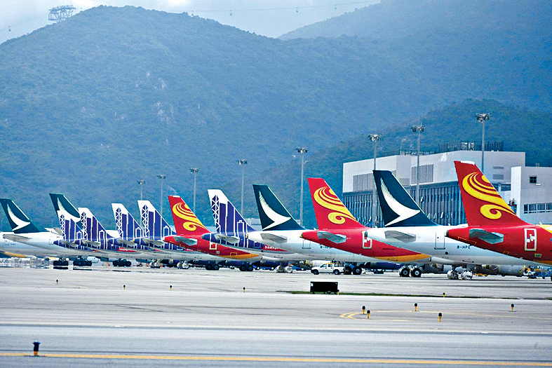 多間航空公司也加強應對湍流的指引。