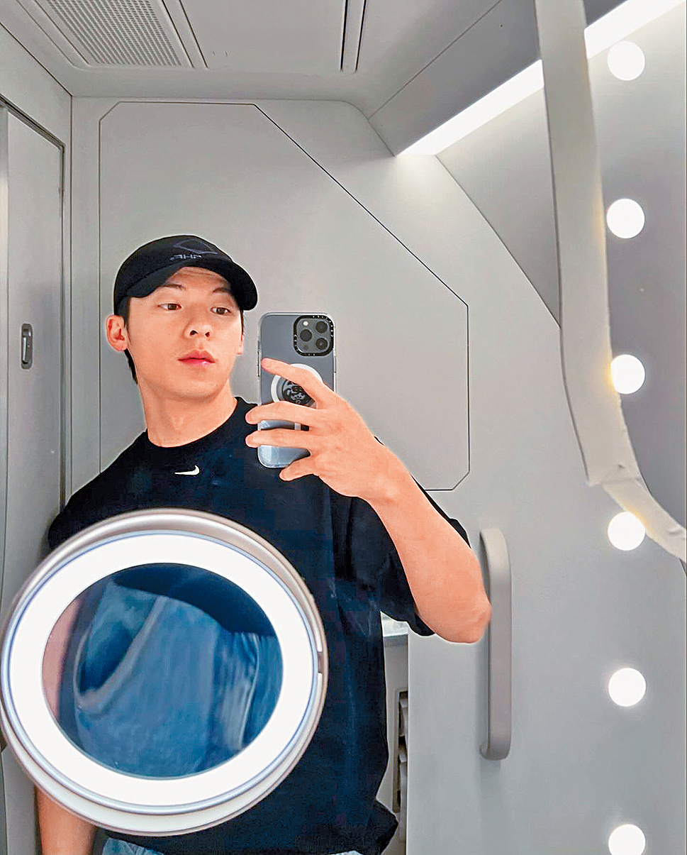 經理人公司證實許光漢已經入伍。