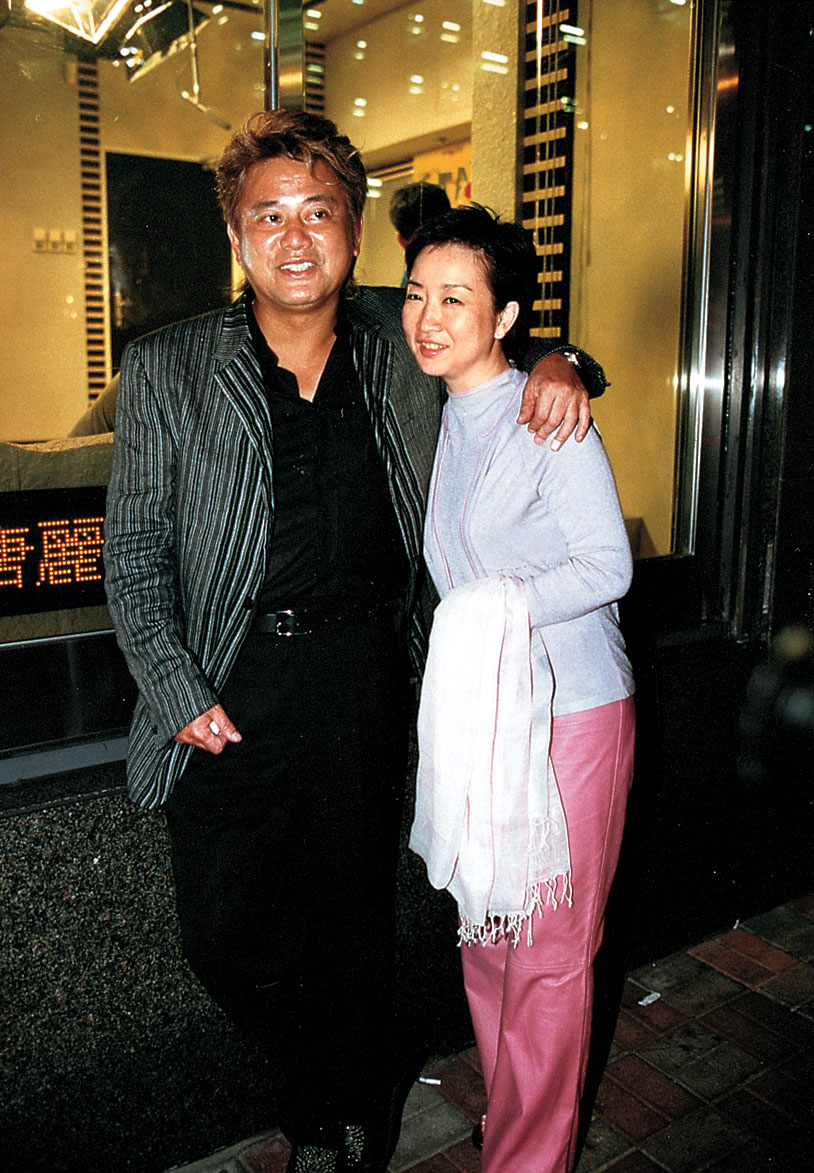 陳百祥與太太經常出雙入對，非常恩愛。