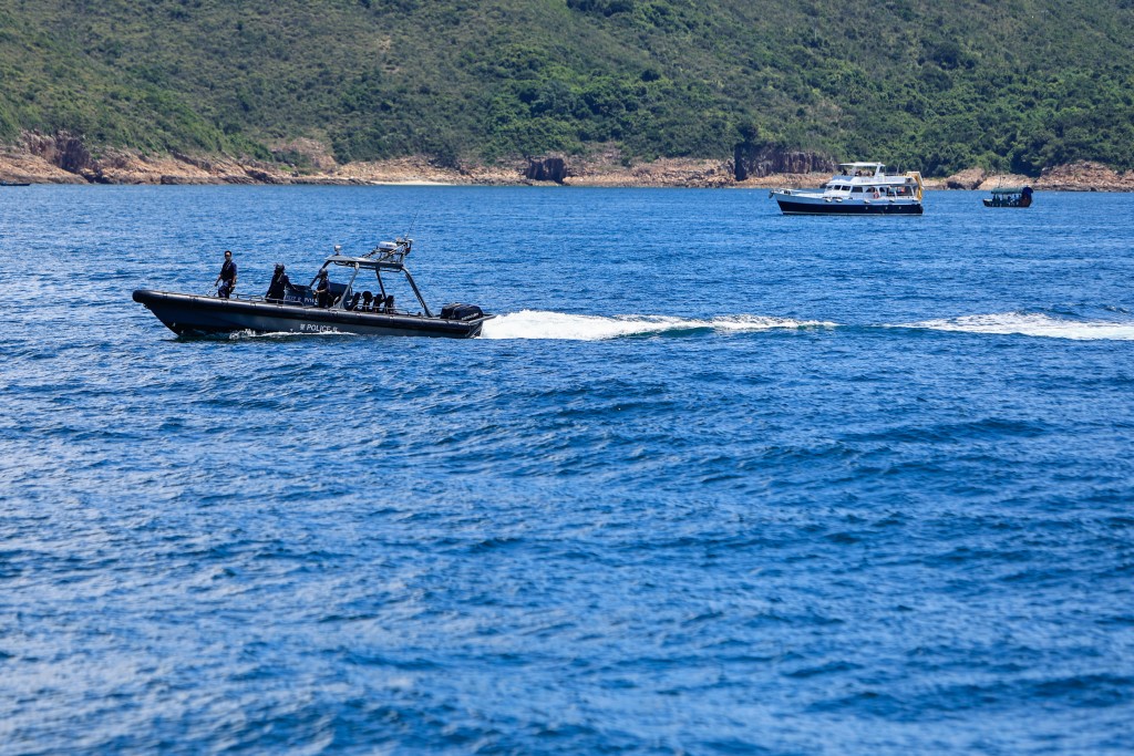 漁護署表示警方等部門將加強巡邏，指示船隻與鯨魚保持距離。資料圖片