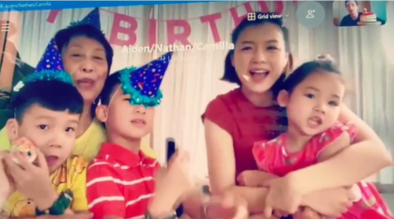 3个小朋友难控制，但Aimee很有耐性率他们唱生日歌祝贺好爸爸。