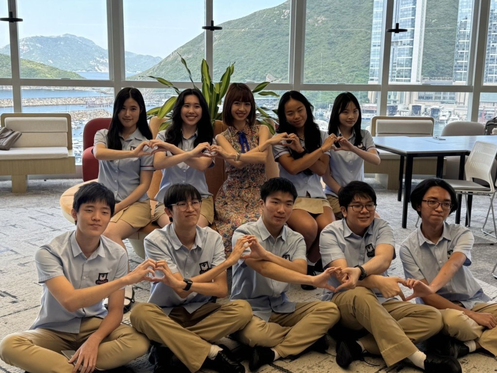 該校表示，今屆畢業生共獲得來自世界知名學府的400多份錄取通知書。資料圖片