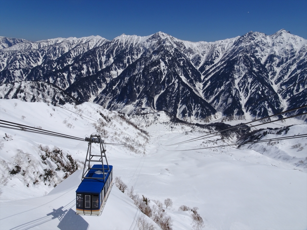 可賞到連綿雪峰美景的立山黑部地區,是日本的旅遊熱點。