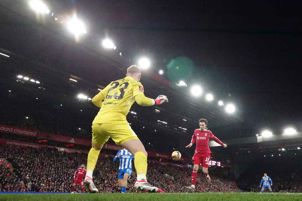 居迪斯鍾斯為利物浦打開紀錄。美聯社 居迪斯鍾斯為利物浦打開紀錄。美聯社