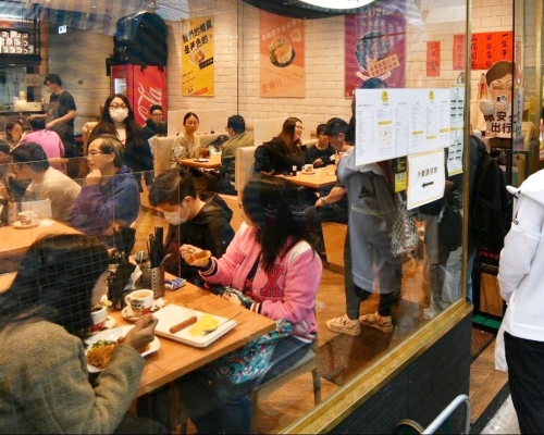 黃傑龍又指，政府應盡快協助食肆改善通風。資料圖片