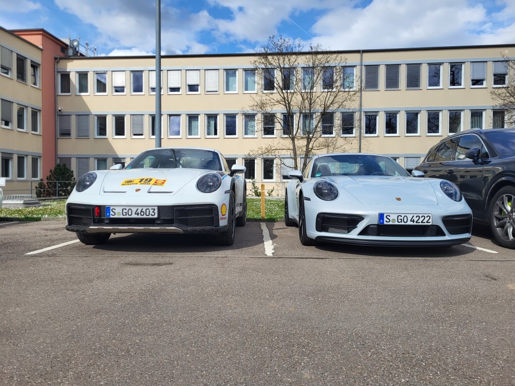 保时捷Porsche 911 Dakar离地距比普通版911高50mm