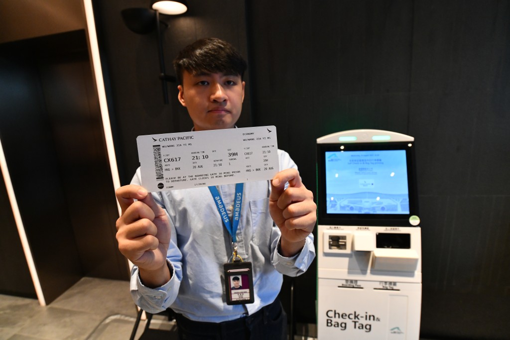 旅客可在此提前辦理登機手續。盧江球攝
