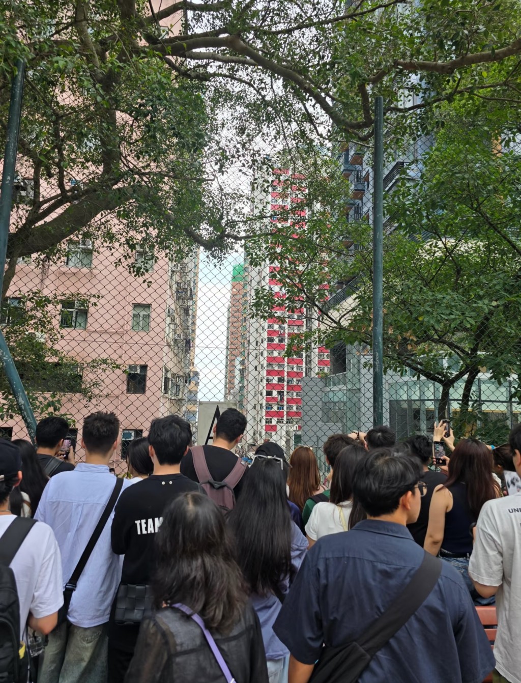 堅尼地城籃球場網紅打卡點。小紅書圖片 堅尼地城籃球場網紅打卡點。小紅書圖片