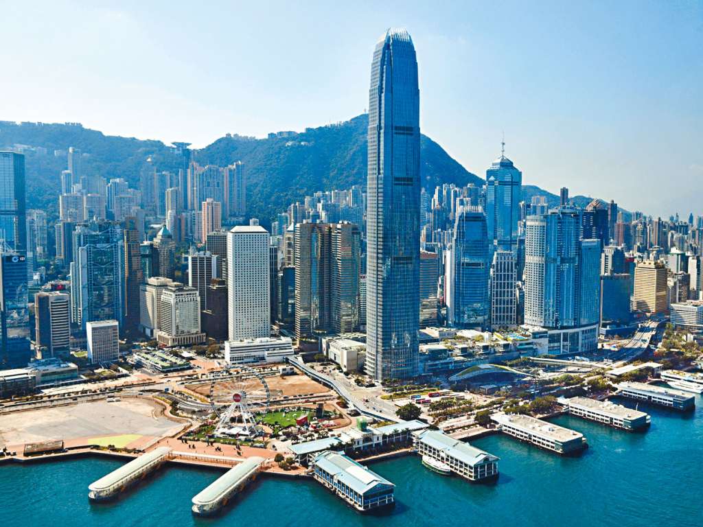 中環新海濱商業地王,首標較次標高近37%。