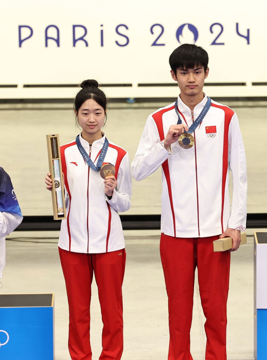 黃雨婷（左）、盛李豪