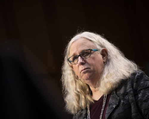 63歲的萊文目前是賓夕凡尼亞州立醫學院的兒科和精神病學教授。AP資料圖片