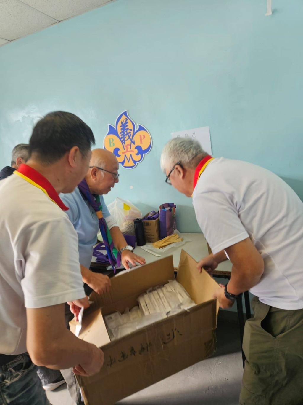 童軍特別事故應變隊負責物流運輸。香港童軍總會提供