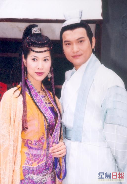 2004年，彭子晴與陳錦鴻合拍亞視劇《異世驚情夢》。