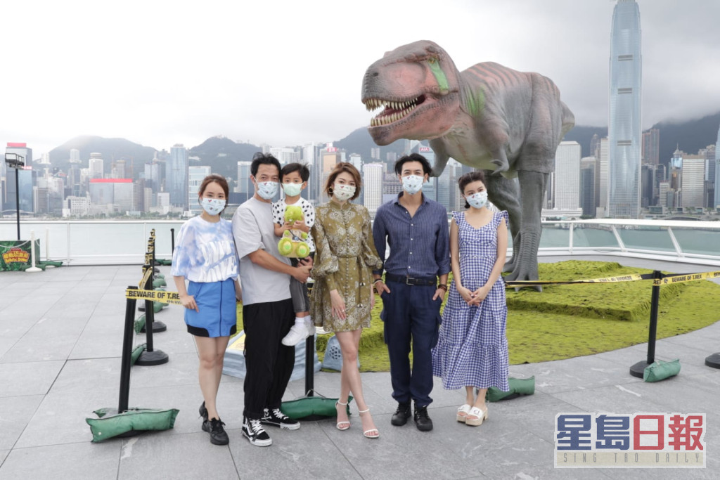 連詩雅、栢天男、王幼倫、陳欣妍等出席恐龍主題活動。