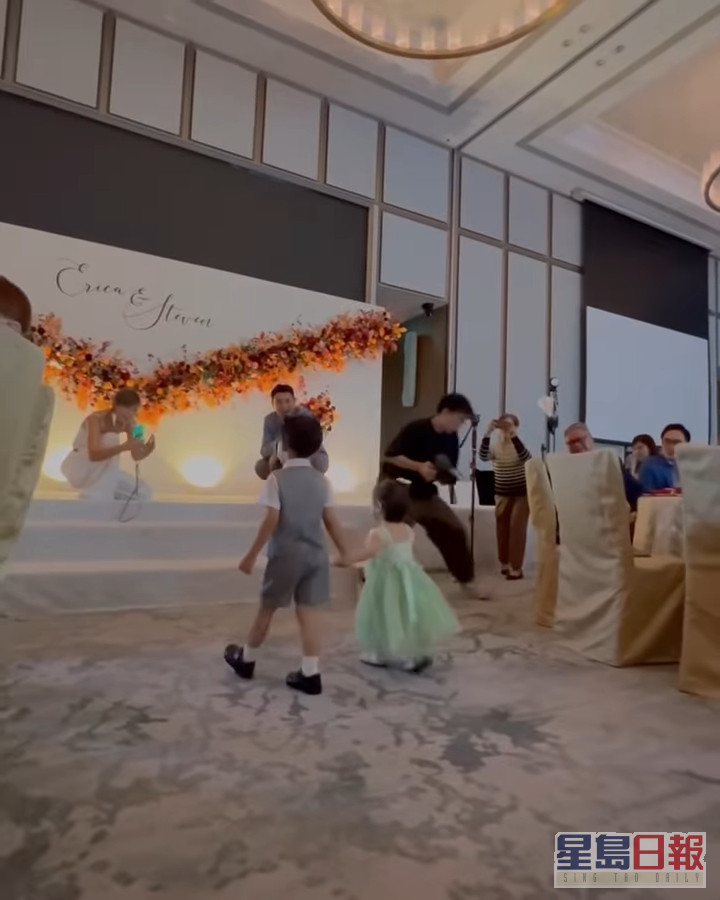 梁諾妍將女兒做花女進場時的影片上載到IG。