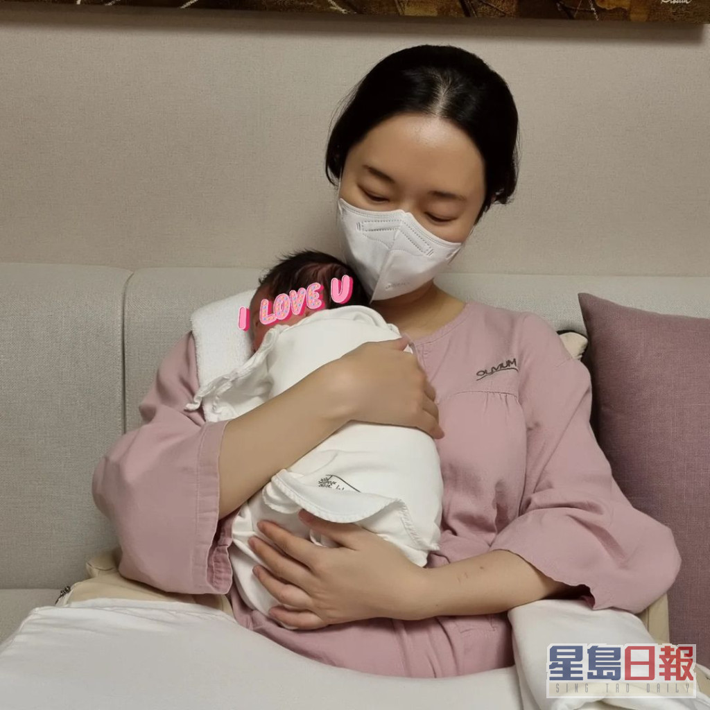 李贞贤刚于4月诞下女儿「小祝福」。