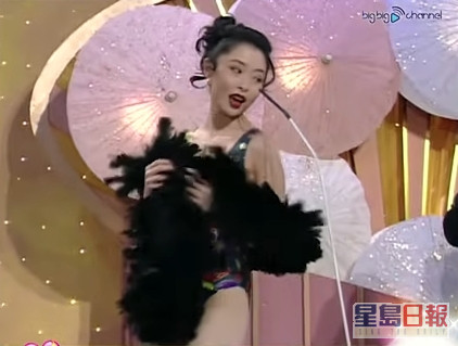 当时的汤盈盈风情万种，绝对是一个美女！