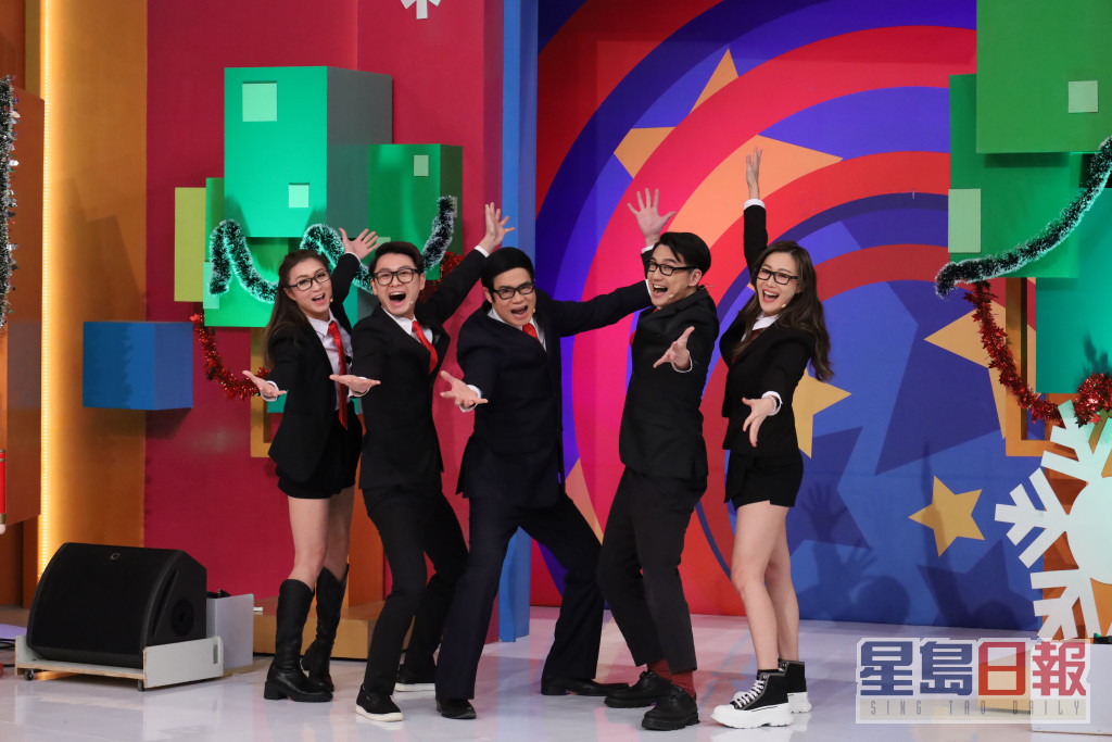 「流行都市队」成员（右起）朱智贤、谭永浩、安德尊、焦浩轩、姚嘉妮。