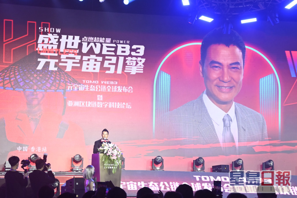 华哥表示看到香港现在复常觉得很开心，他亦期望香港能多推动多些活动吸引更世界各地的人来港。