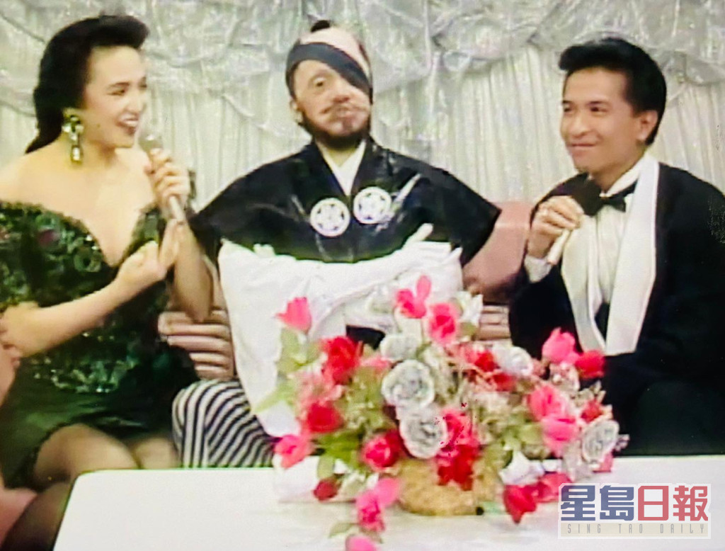 1988年《万千星辉贺台庆》，扮鬼扮马的原来是梅艳芳。