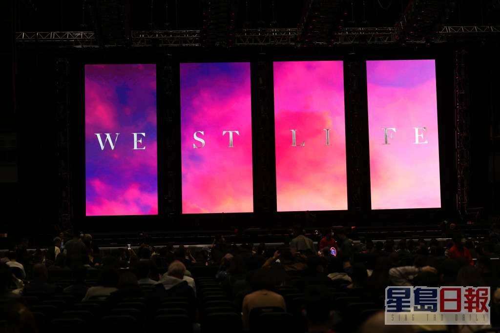 Westlife今晚在亚洲博览馆举行一连两场演唱会。