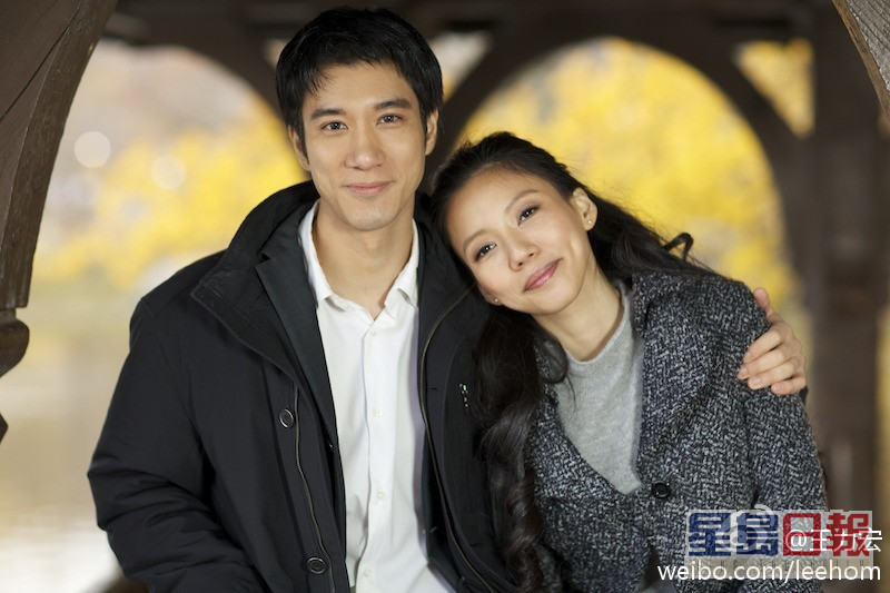 王力宏宣布離婚，同時因被李靚蕾爆料而捲入性醜聞。